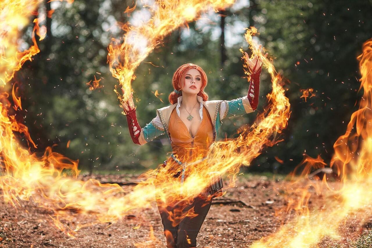Triss The Witcher 3 cosplay